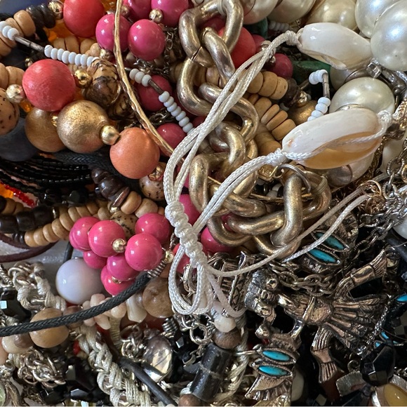 Elegant Multi-ColorJewelry Collection - Picture 6 of 7